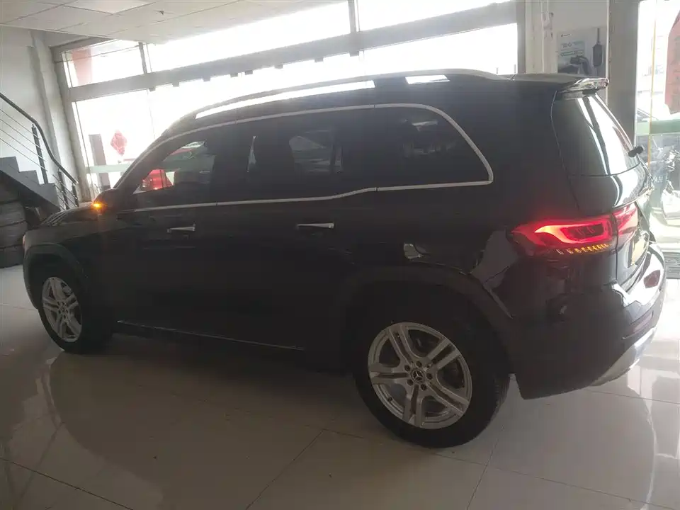 Mercedes-Benz GLB
