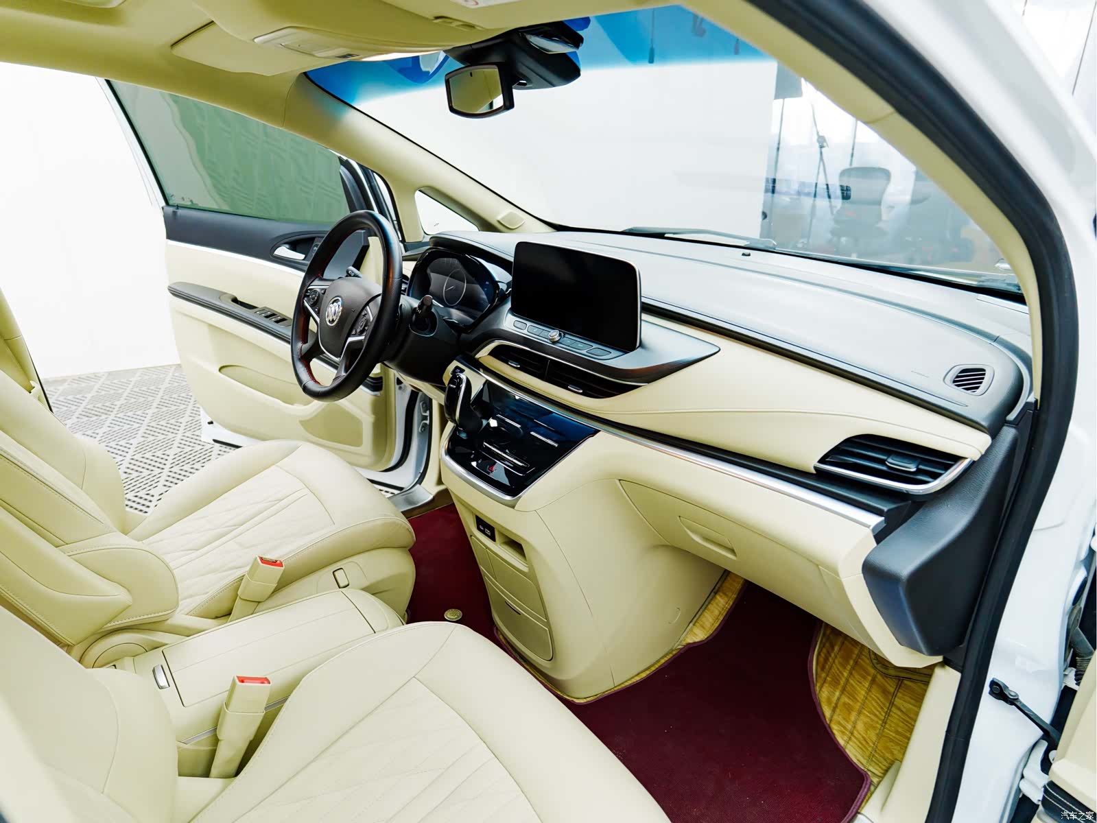 Buick GL8, 2023 11