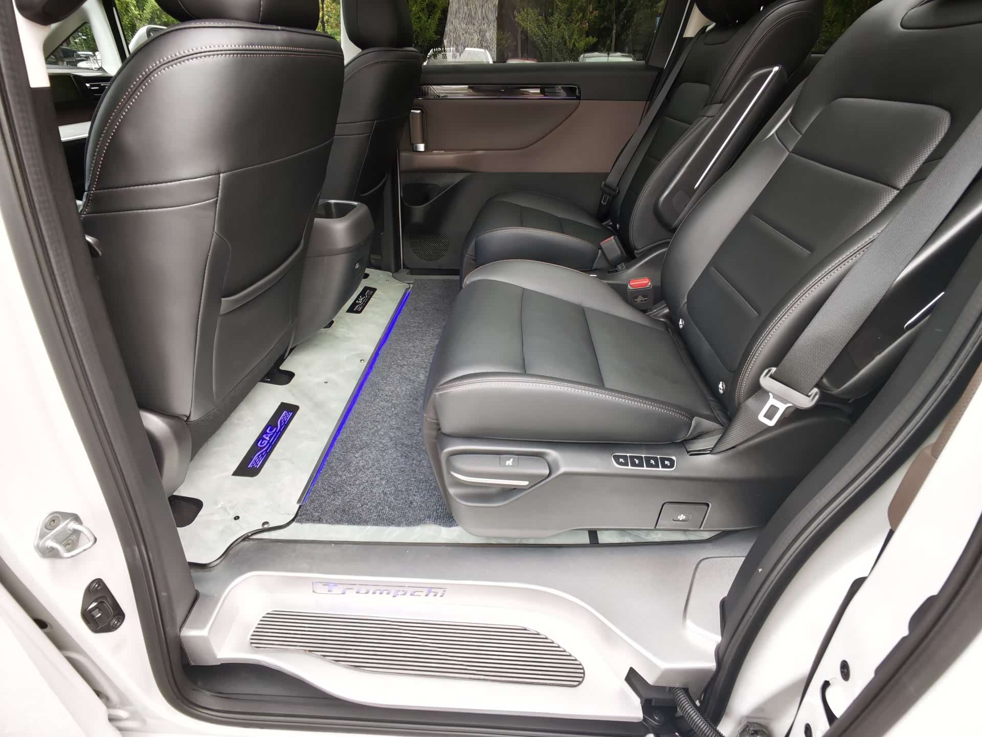 Trumpchi E8, 2024 10