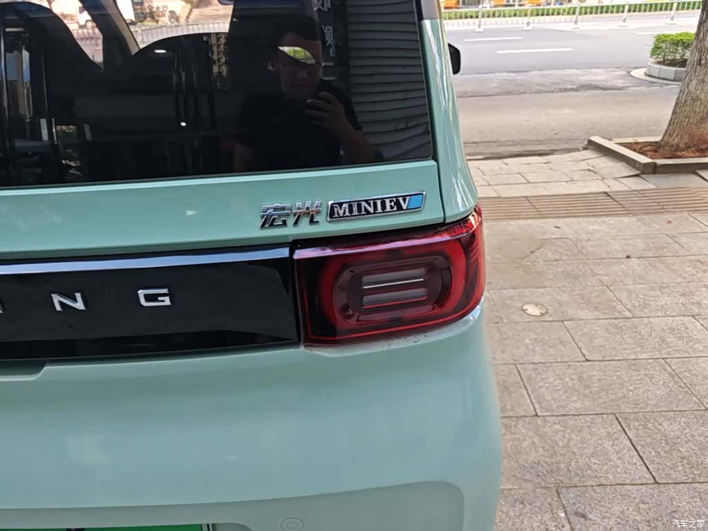 Wuling MINIEV, 2021 8