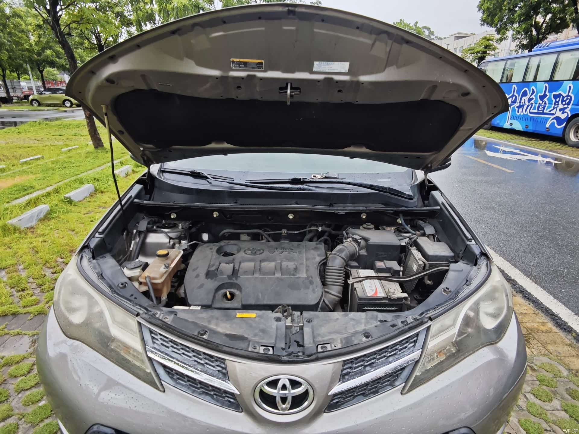 Toyota RAV4, 2013 18