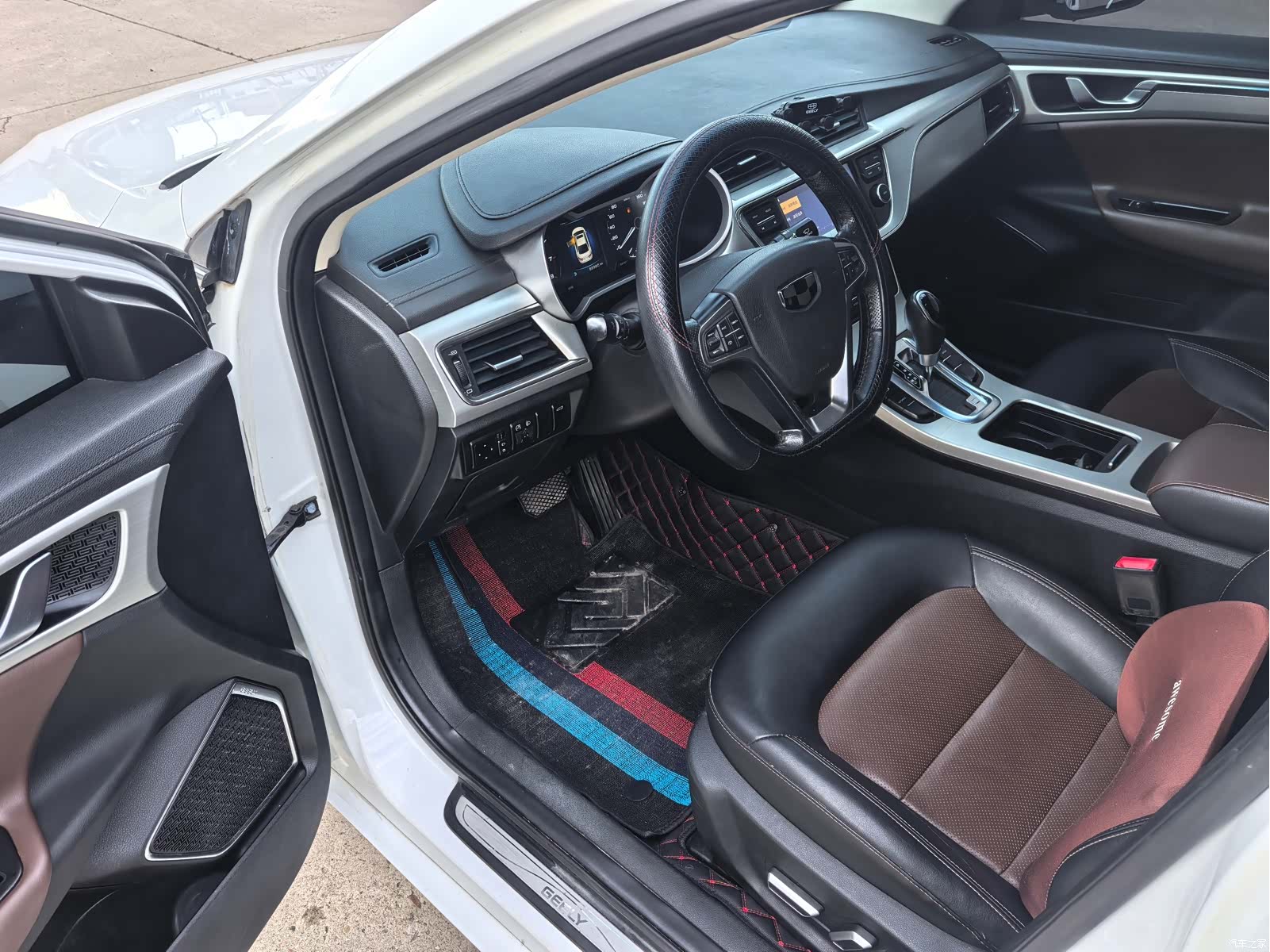 Geely Emgrand, 2017 12