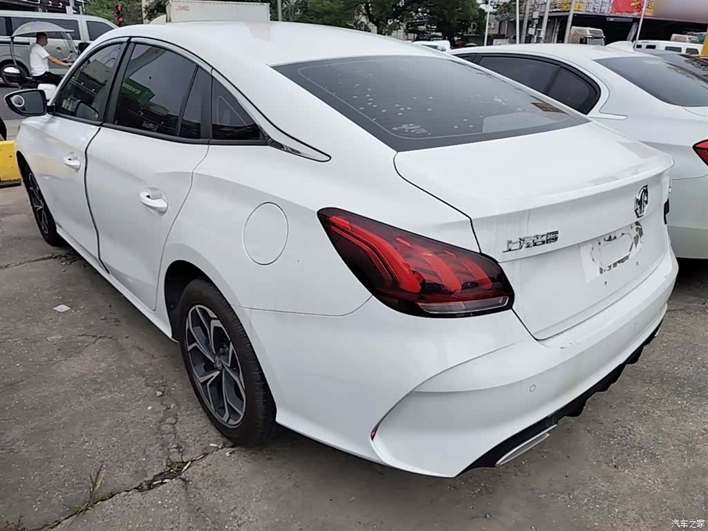 MG MG5, 2022 все фото