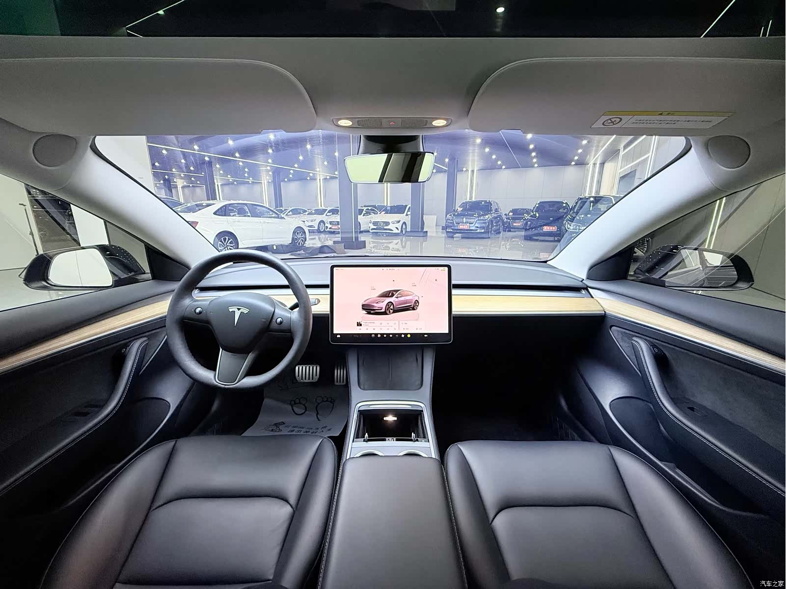 Tesla Model 3, 2023 12