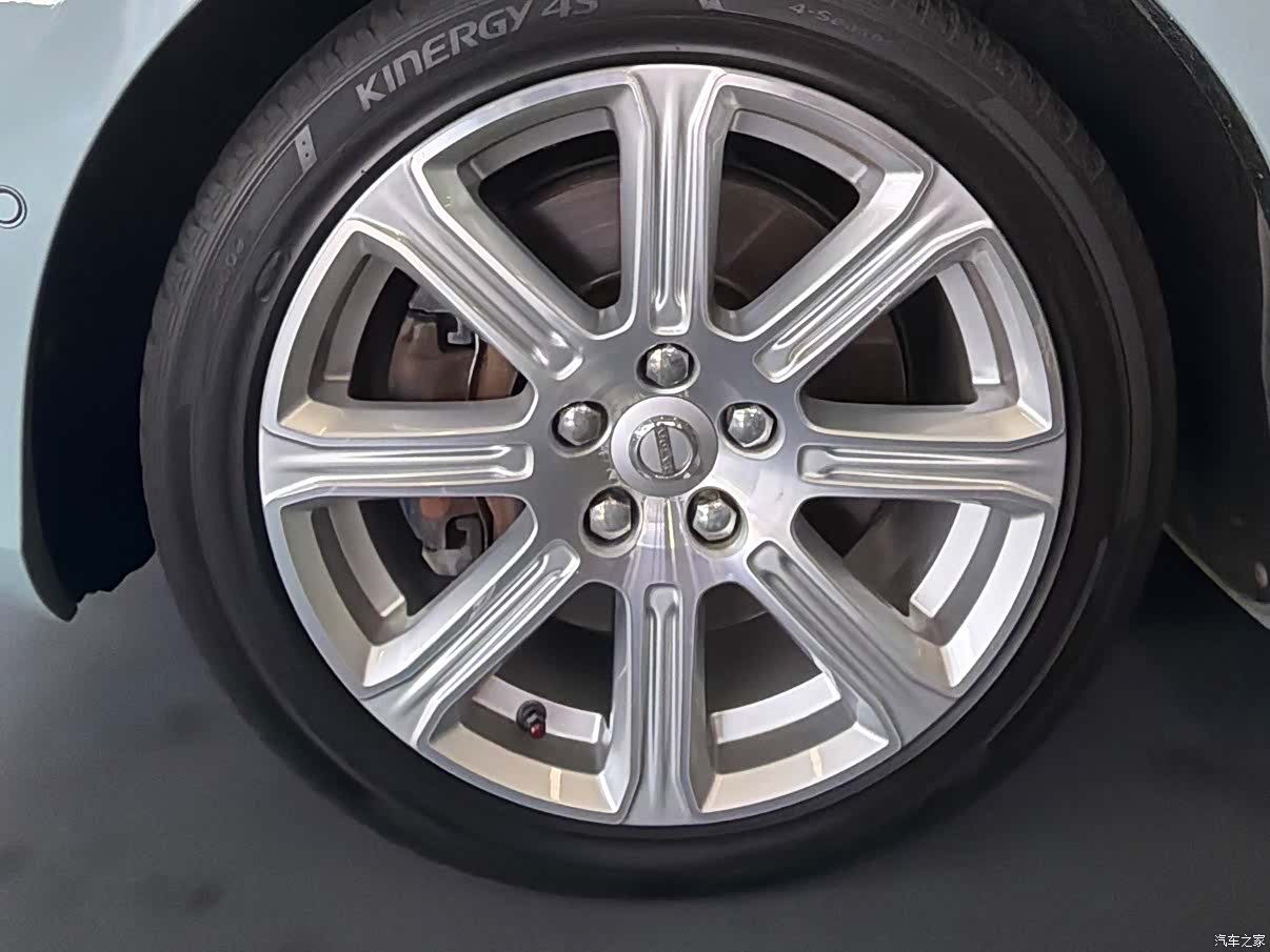 Volvo V40, 2017 7