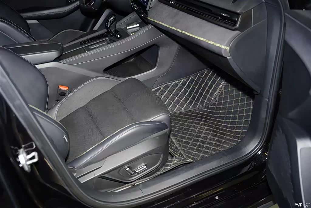 Lynk & Co 02, 2023 14