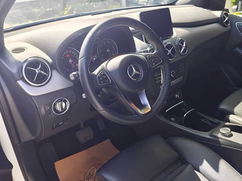 Mercedes-Benz Class B