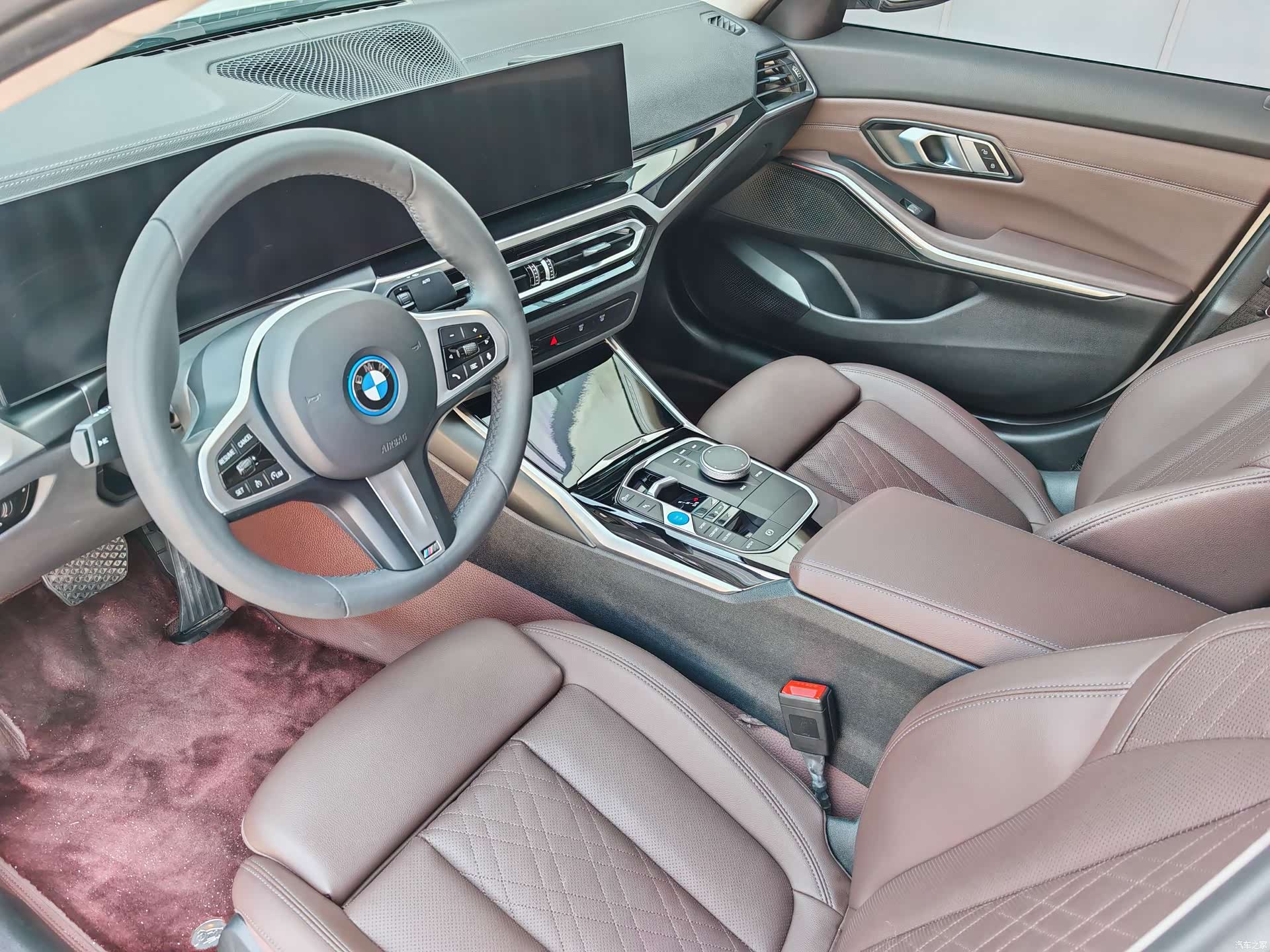 BMW i3, 2024 13