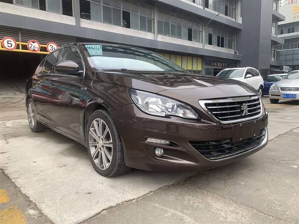 Peugeot 408