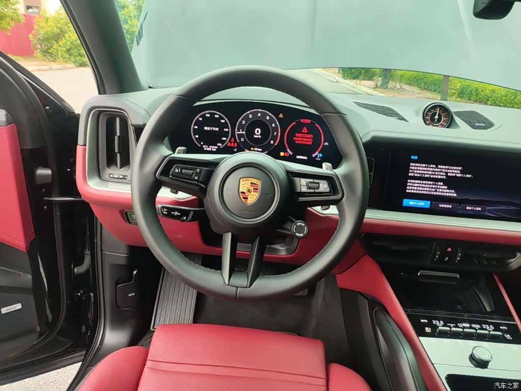 Porsche Cayenne, 2026 4