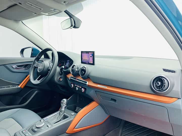Audi Q2L 2018 35 TFSI shi shang zhi ya xing China VI