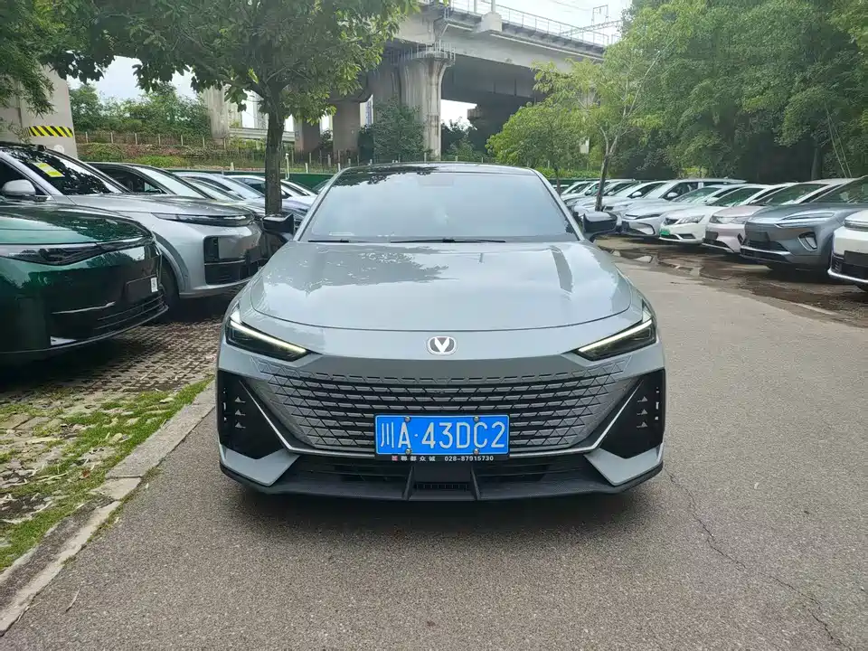 Changan UNI-V