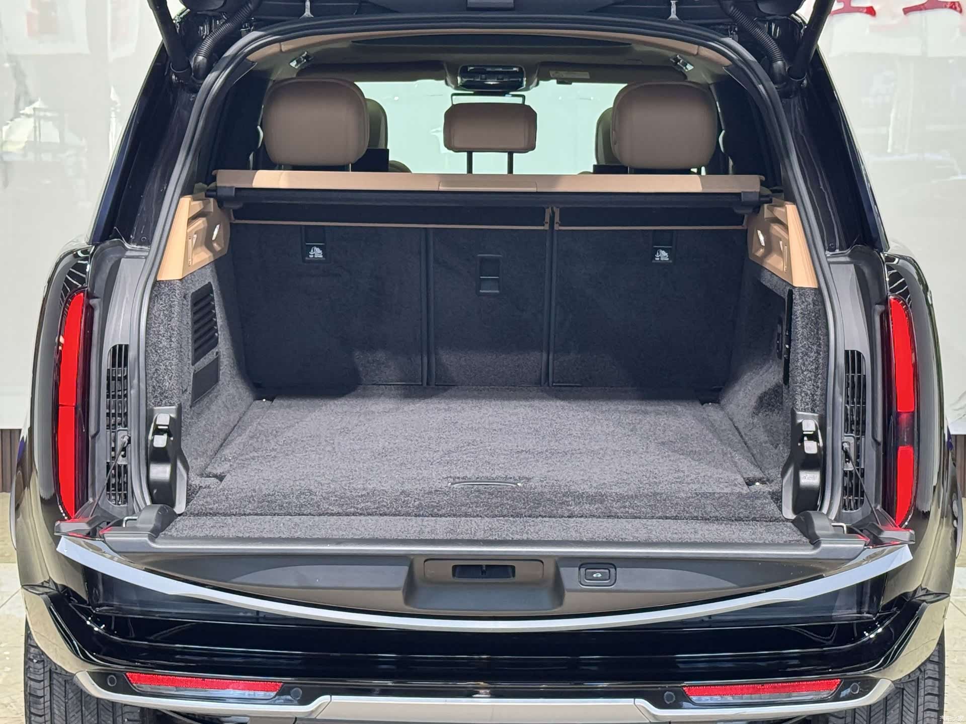 Land Rover Range Rover, 2023 25