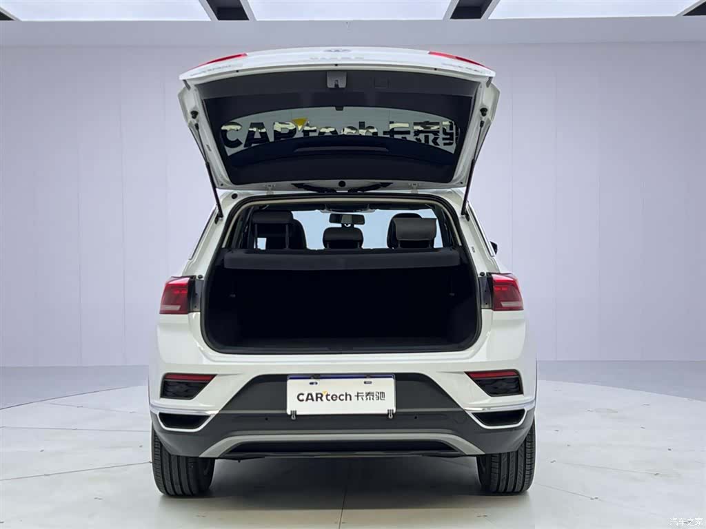 Volkswagen T-ROC, 2022 9