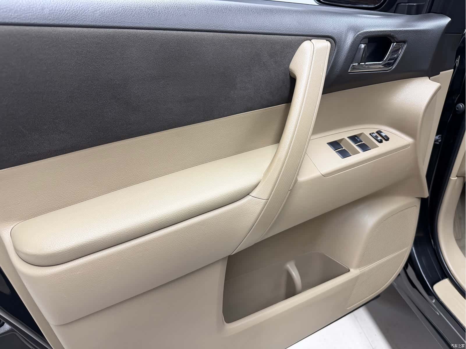 Toyota Highlander, 2012 10