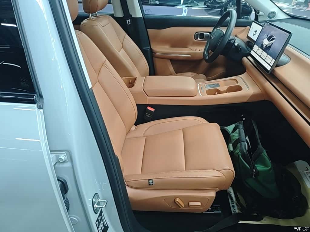 Leapmotor C10, 2025 25