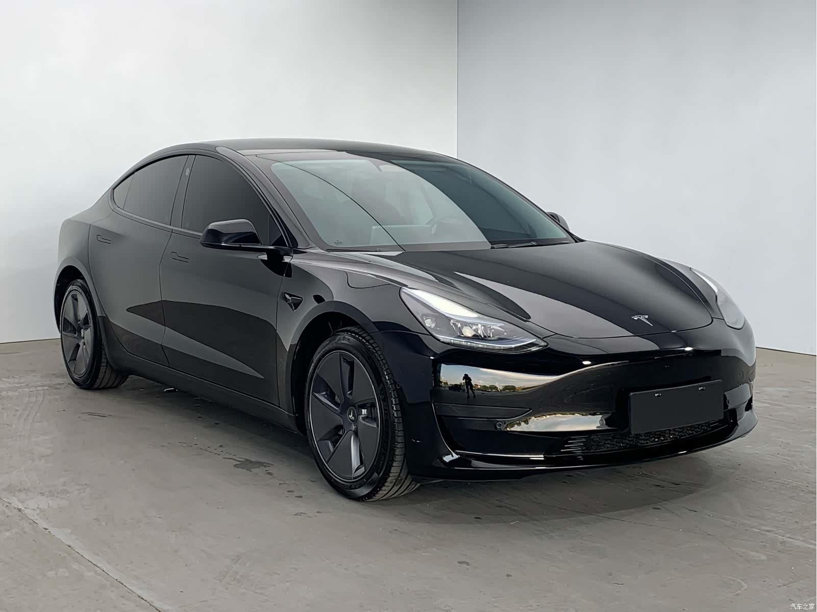 Tesla Model 3, 2023 3