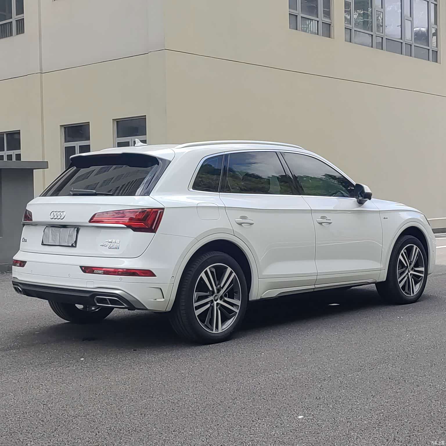 Audi Q5L, 2022 8