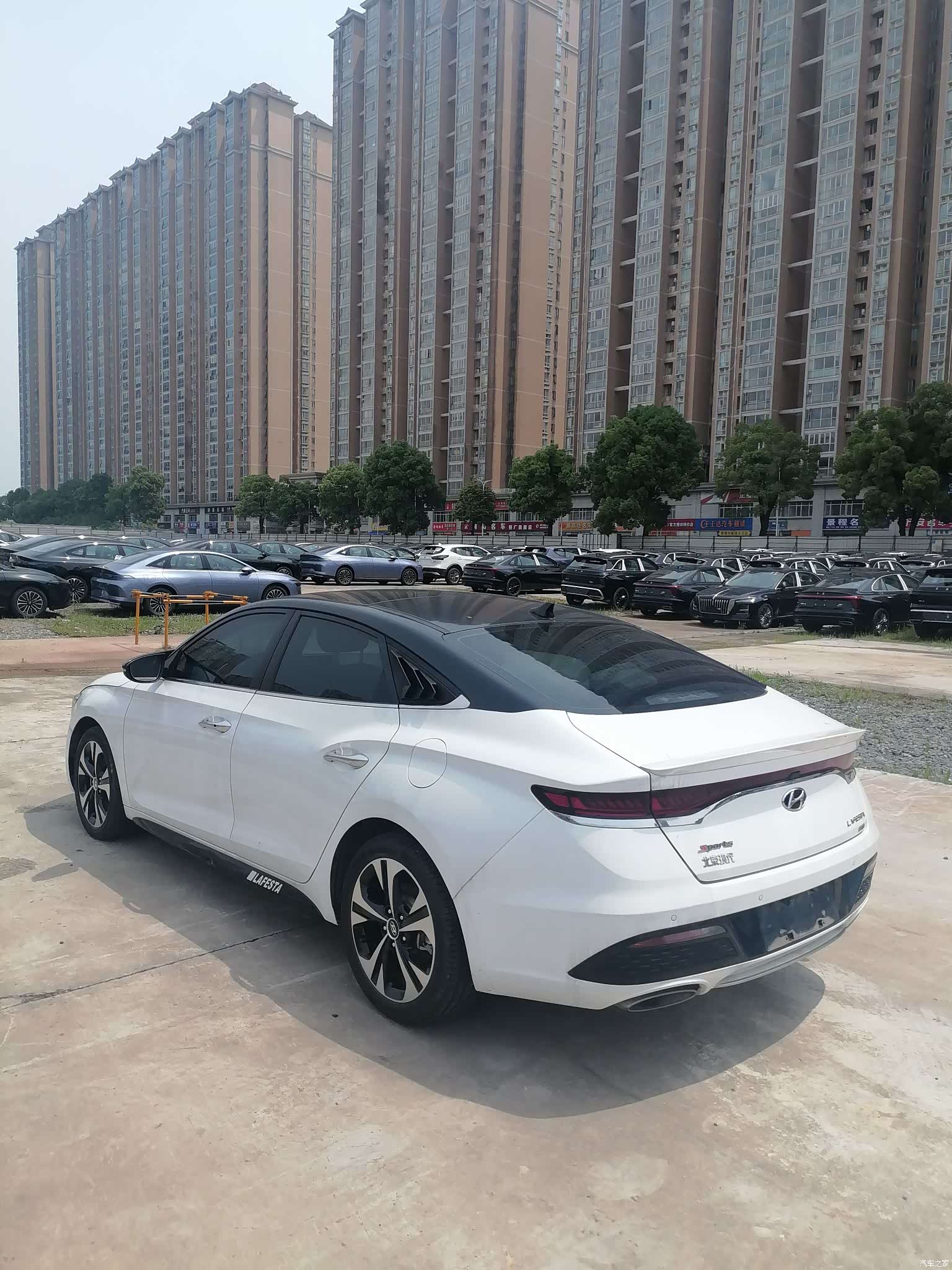Hyundai Lafesta, 2022 9