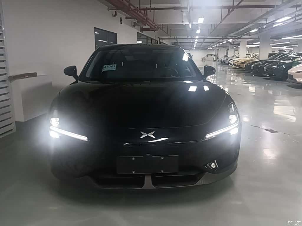 Xpeng Mona M03, 2024 3