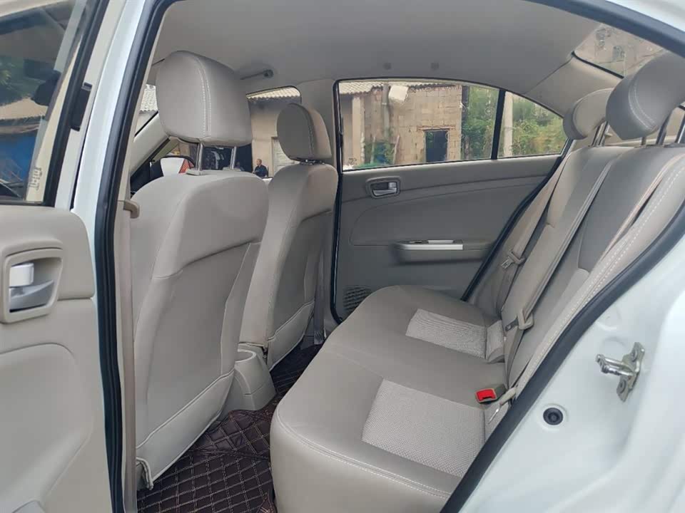Changan Yuexiang V3