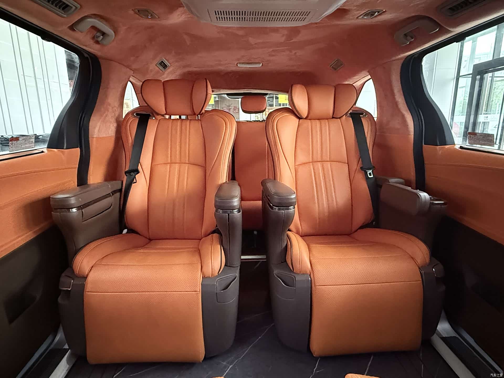 Toyota Sienna, 2023 12