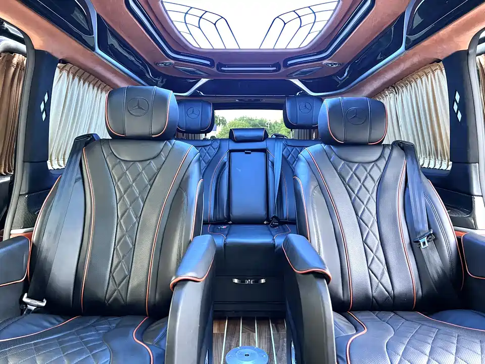 Mercedes-Benz V-class