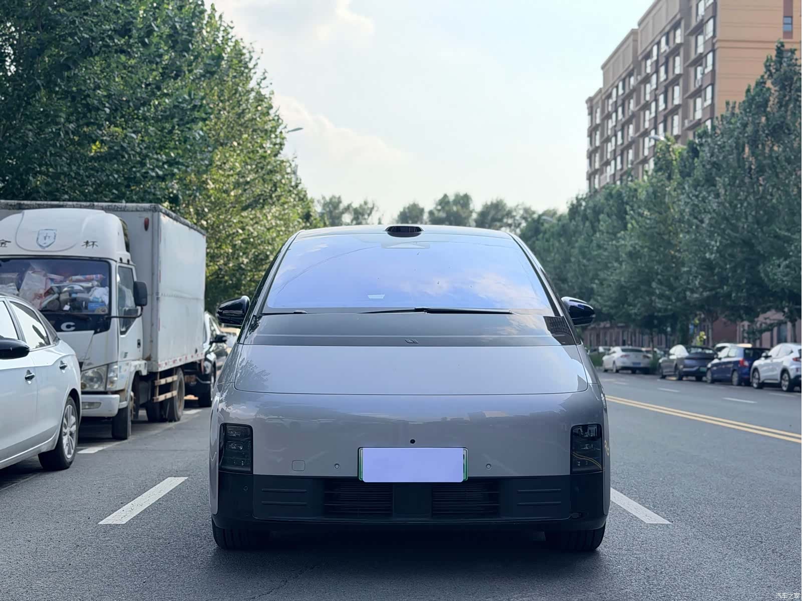 Li Auto MEGA, 2025 2