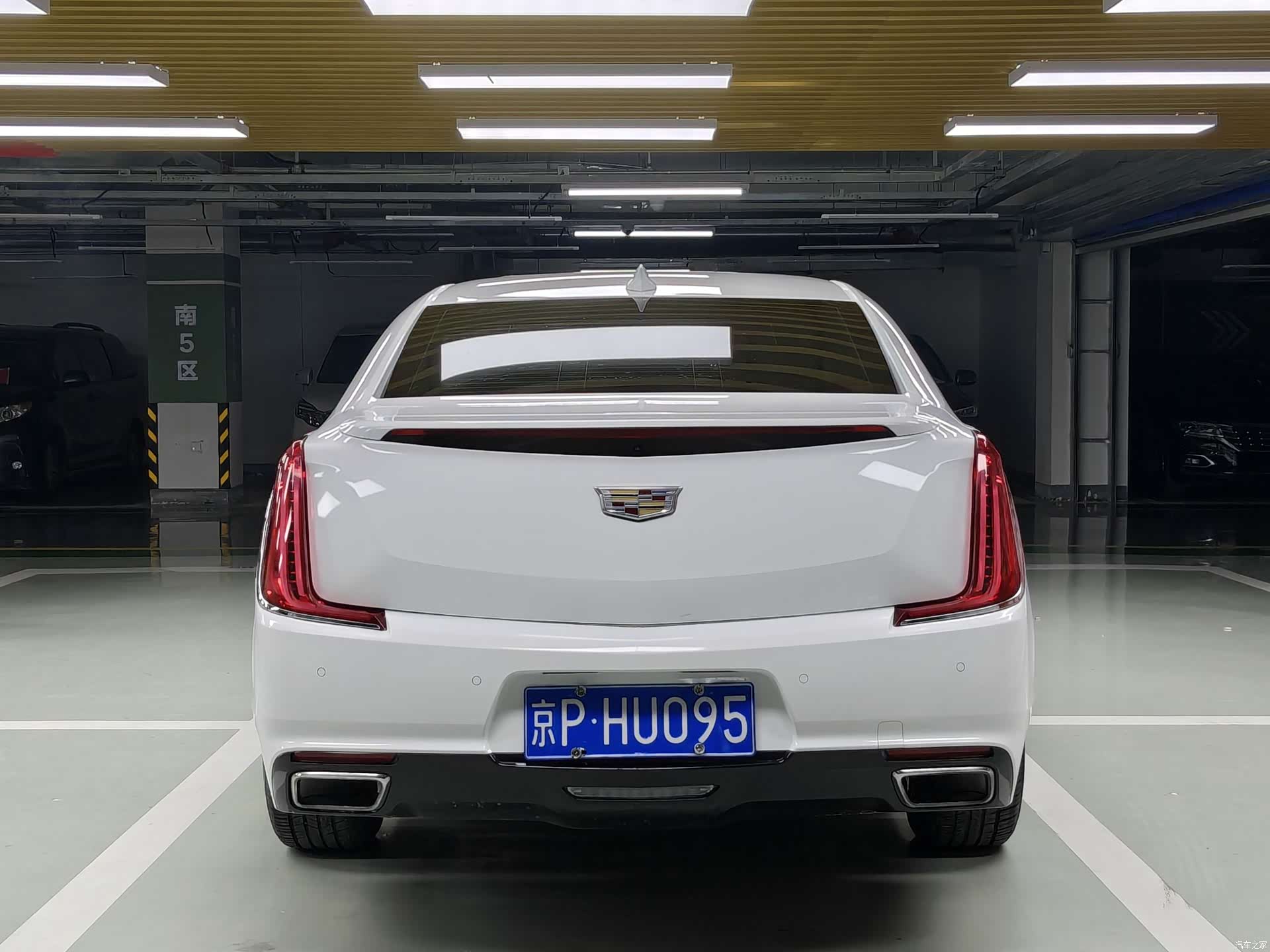 Cadillac XTS, 2018 все фото