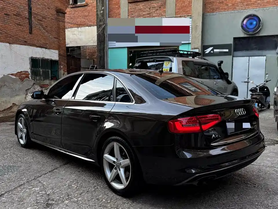 Audi A4L