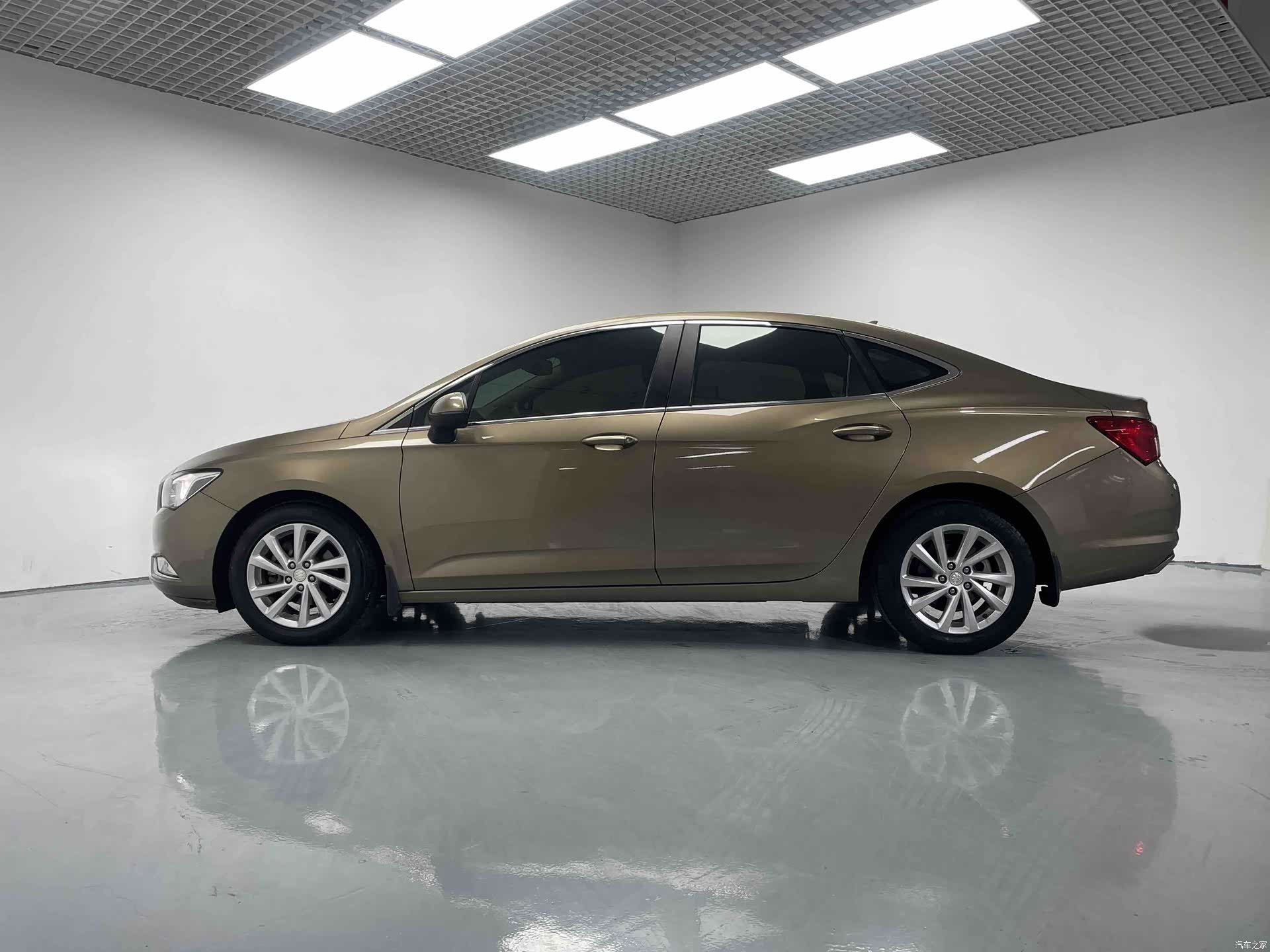 Buick Verano, 2016 4
