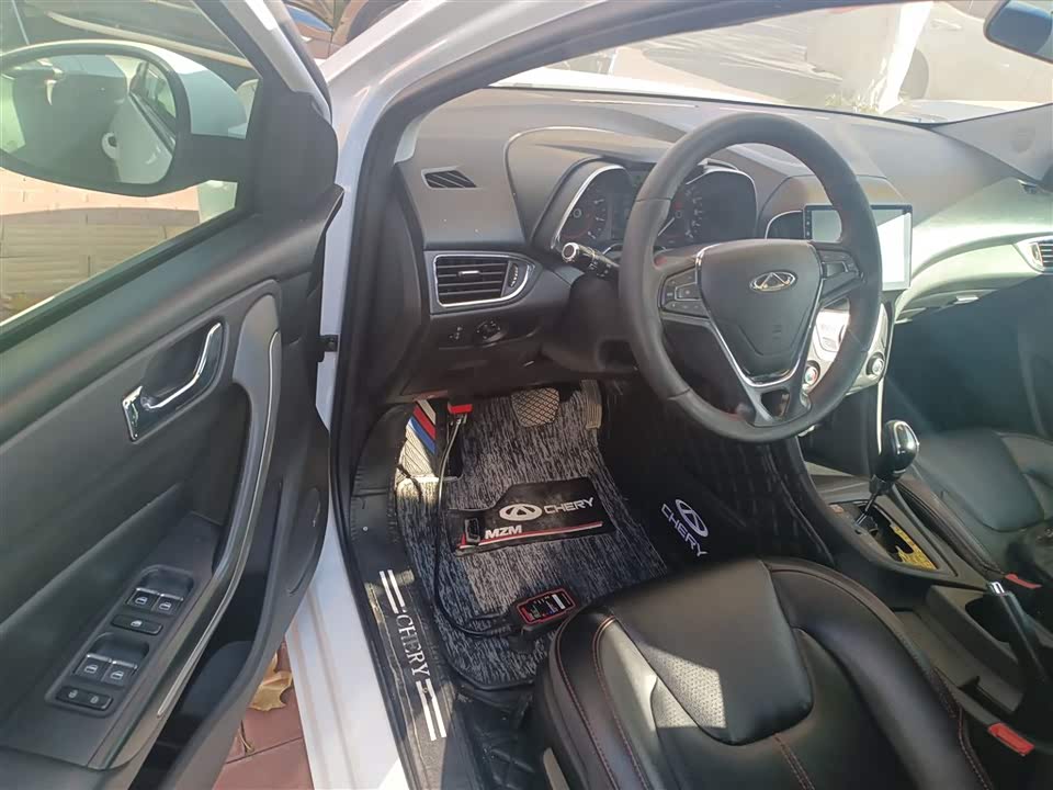 Chery Arrizo 5