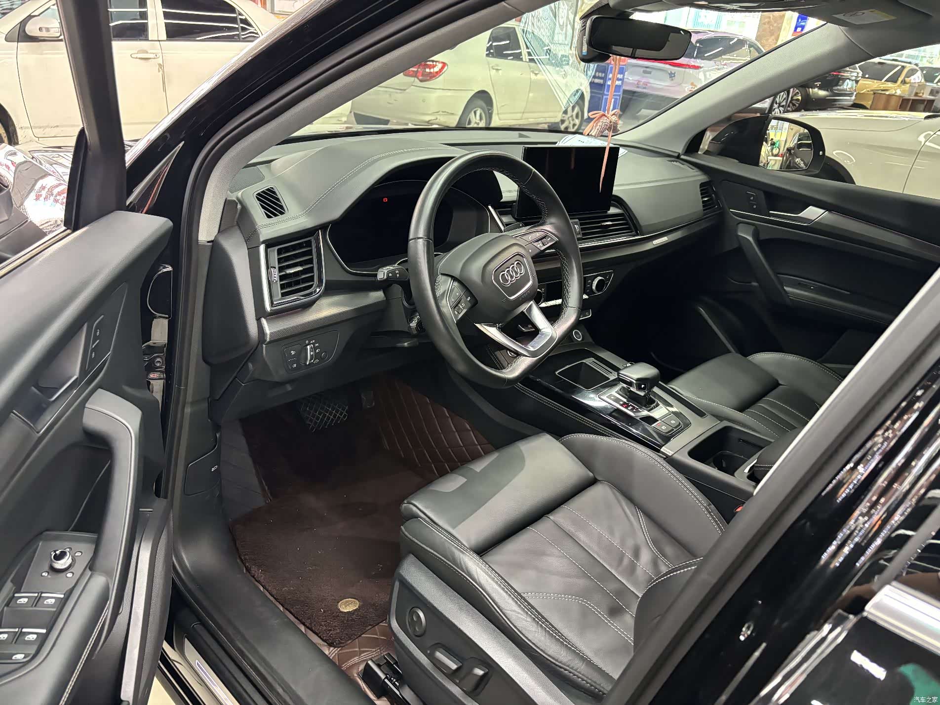 Audi Q5L, 2022 4
