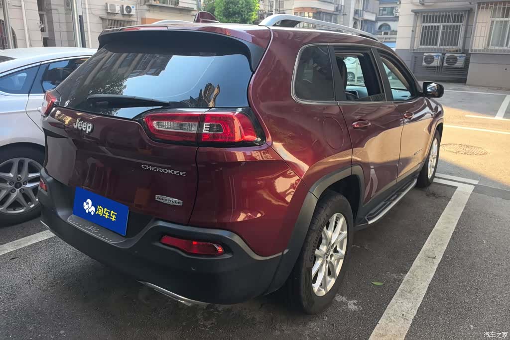 Jeep Cherokee, 2016 3