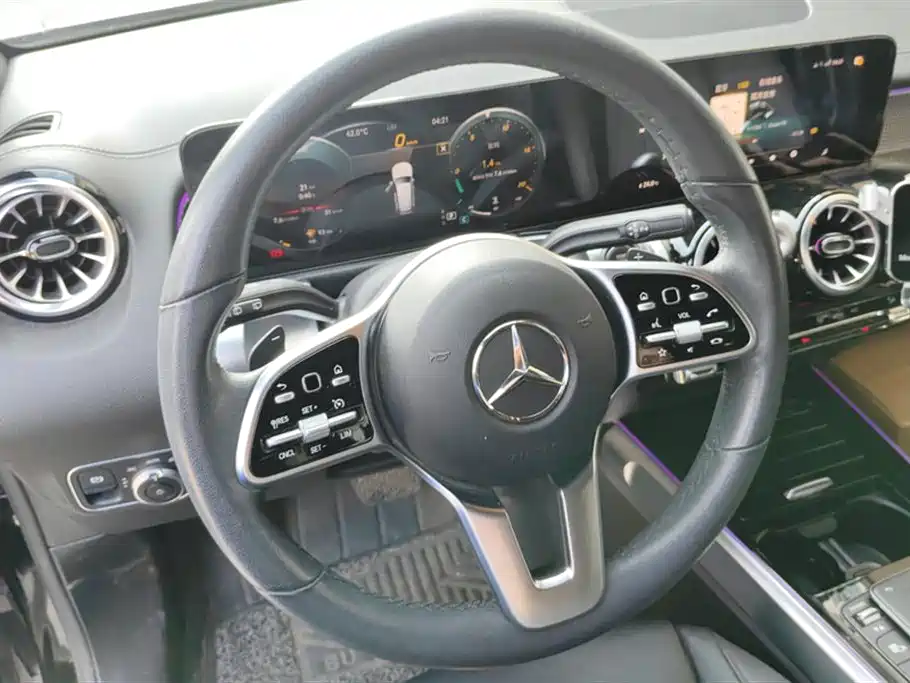 Mercedes-Benz GLB Mercedes-Benz GLB