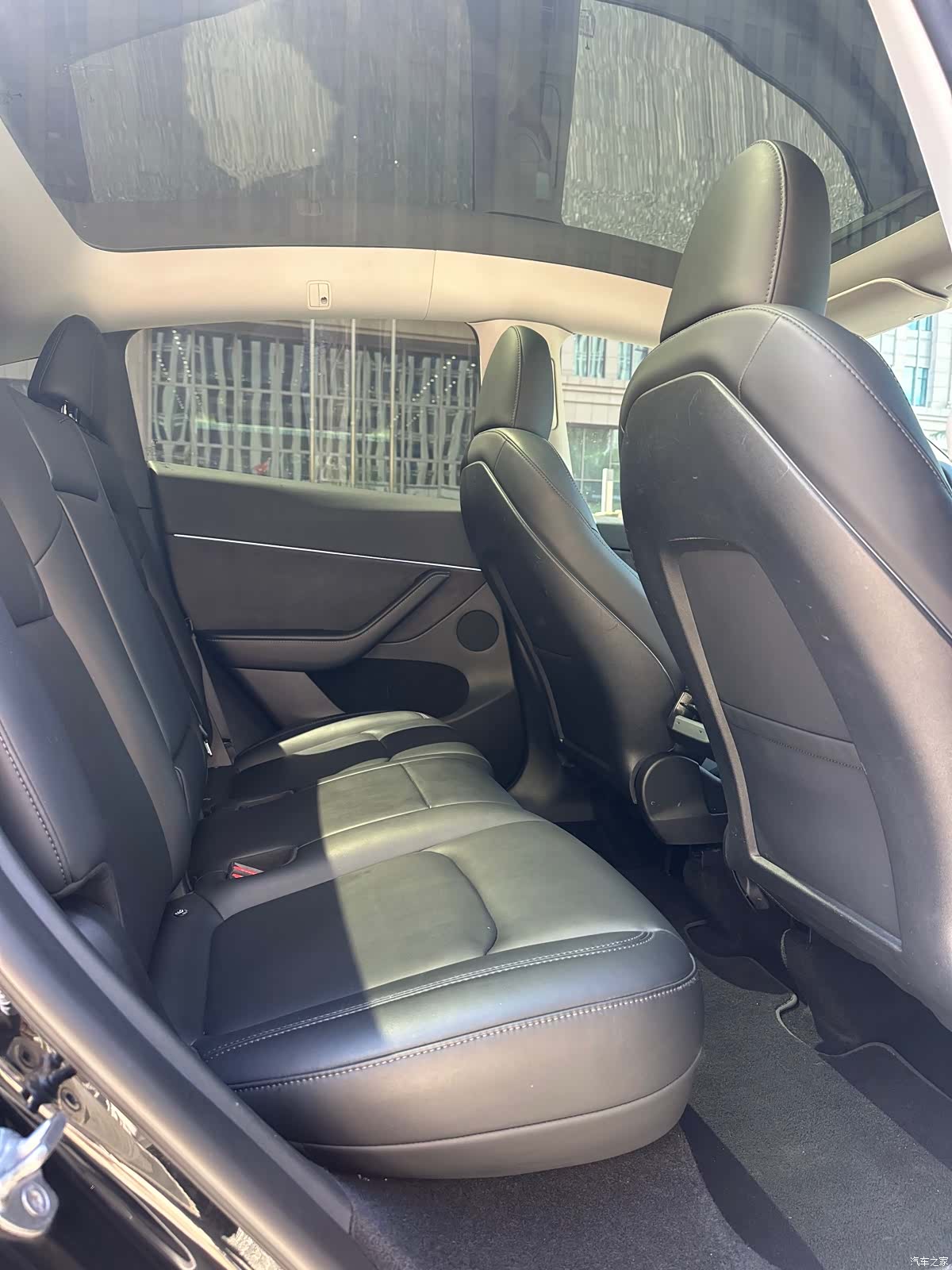 Tesla Model Y, 2022 6