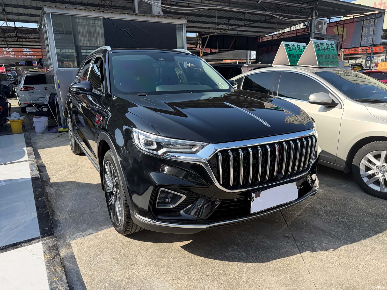 Hongqi HS5, 2022 2