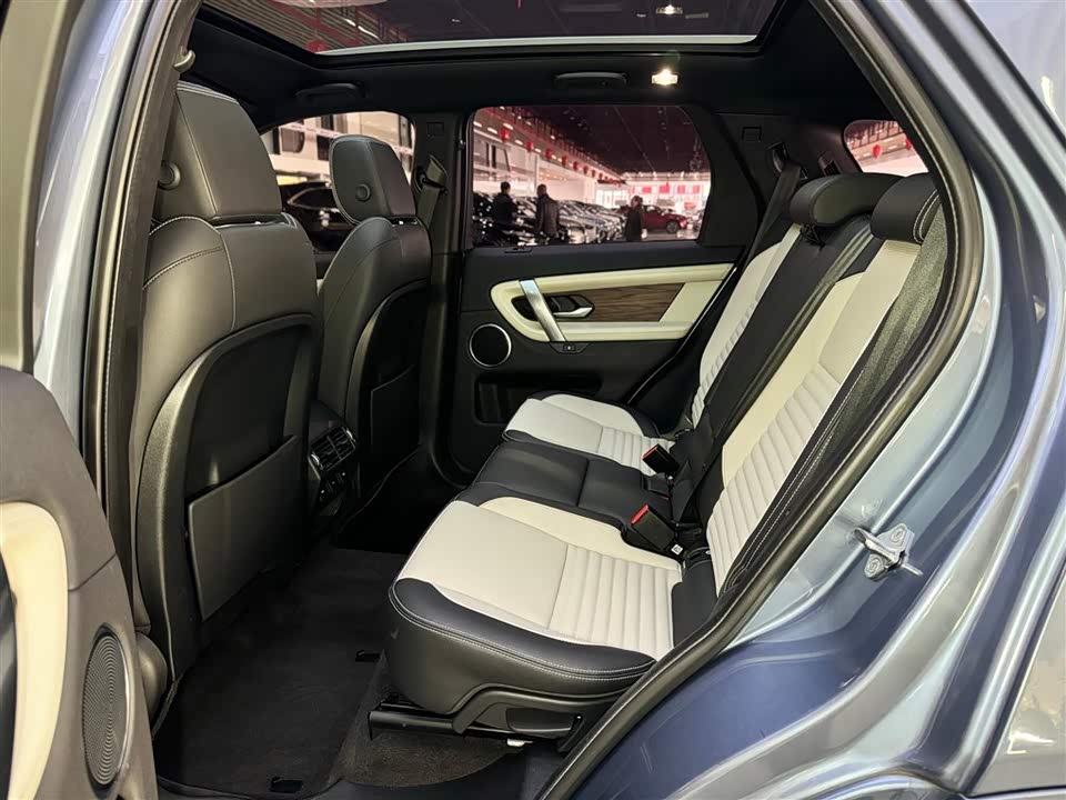 Land Rover Discover sports