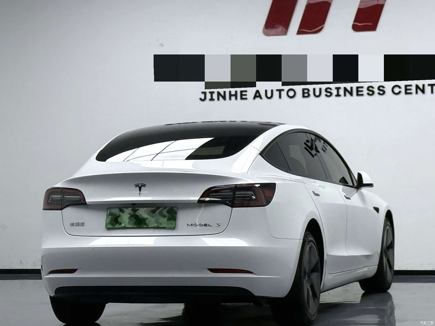 Tesla Model 3, 2023 4