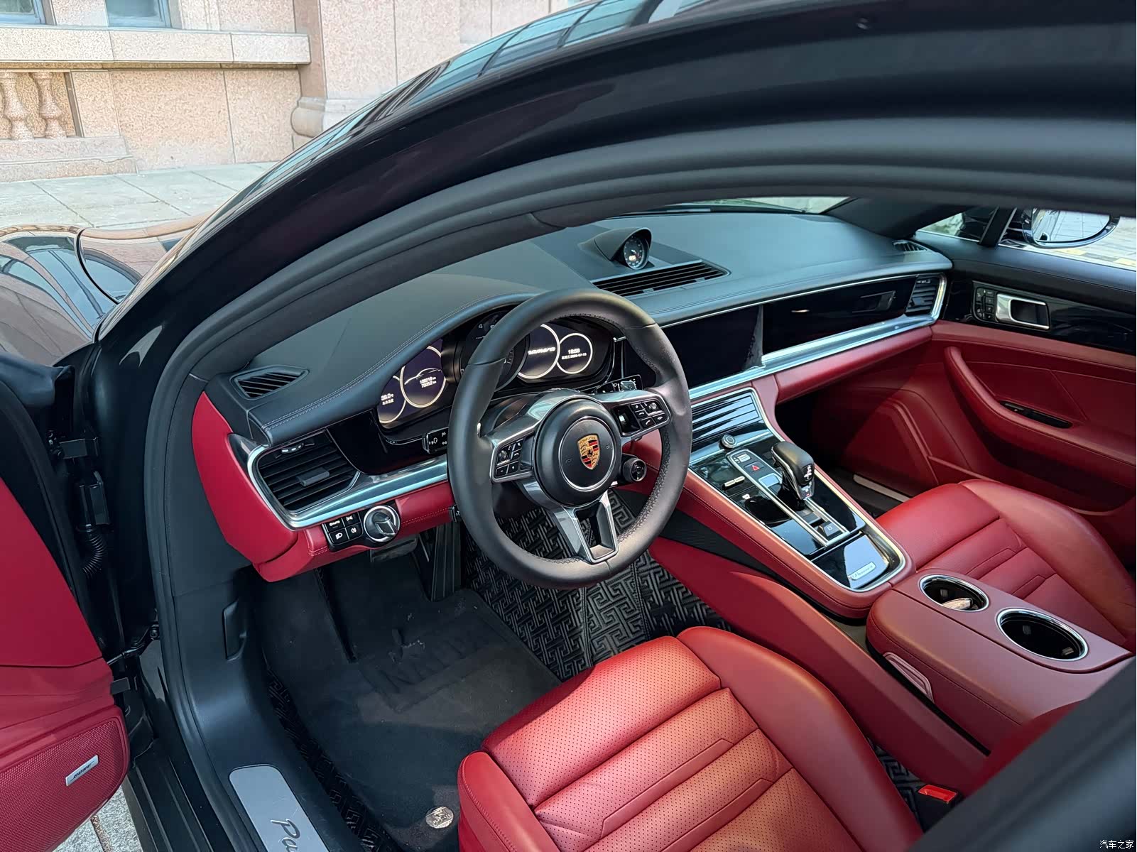 Porsche Panamera, 2018 9