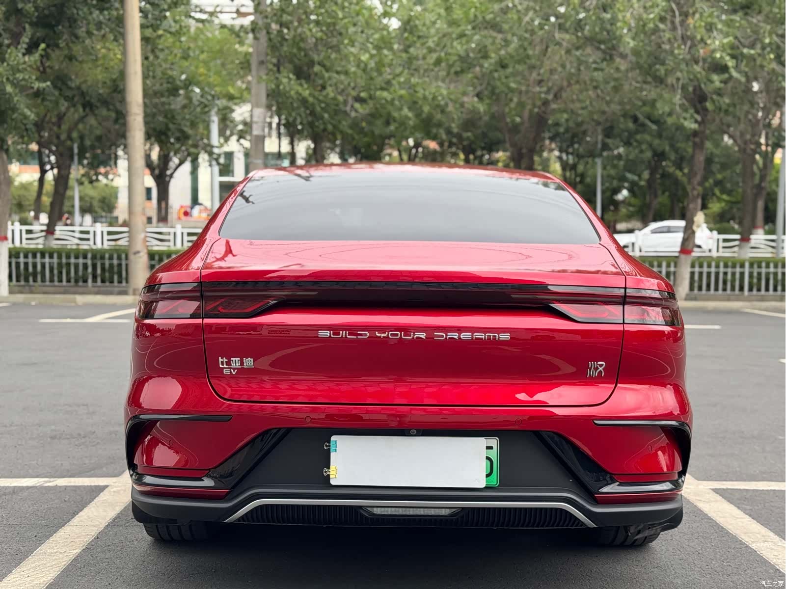 BYD Han, 2023 11