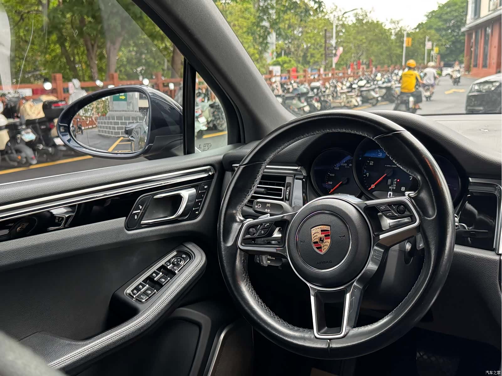 Porsche Macan, 2019 18