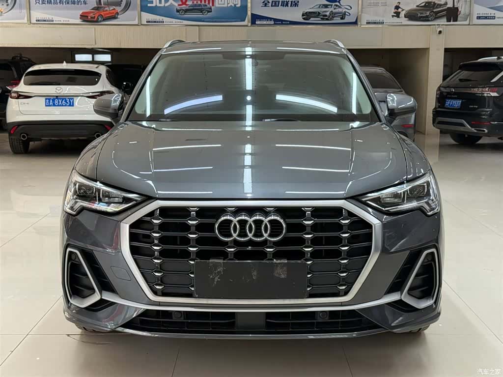 Audi Q3, 2023 2