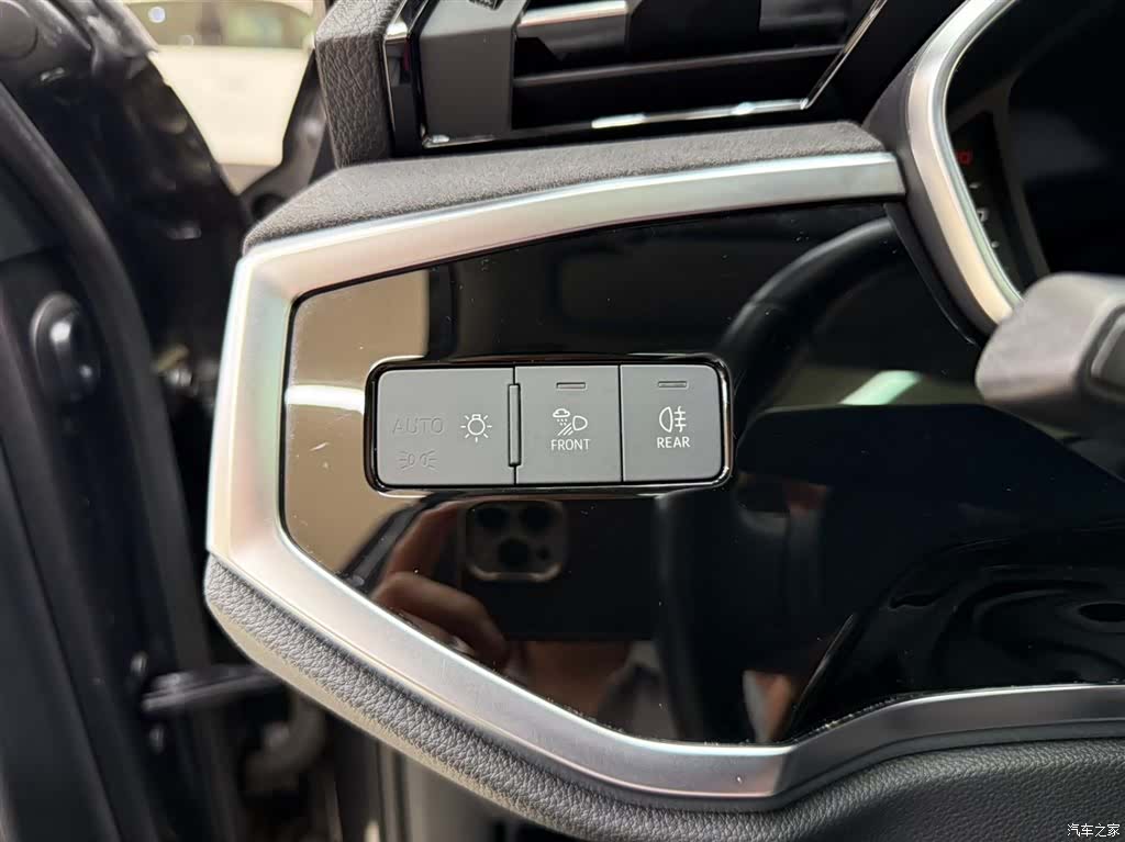 Audi Q3, 2023 9