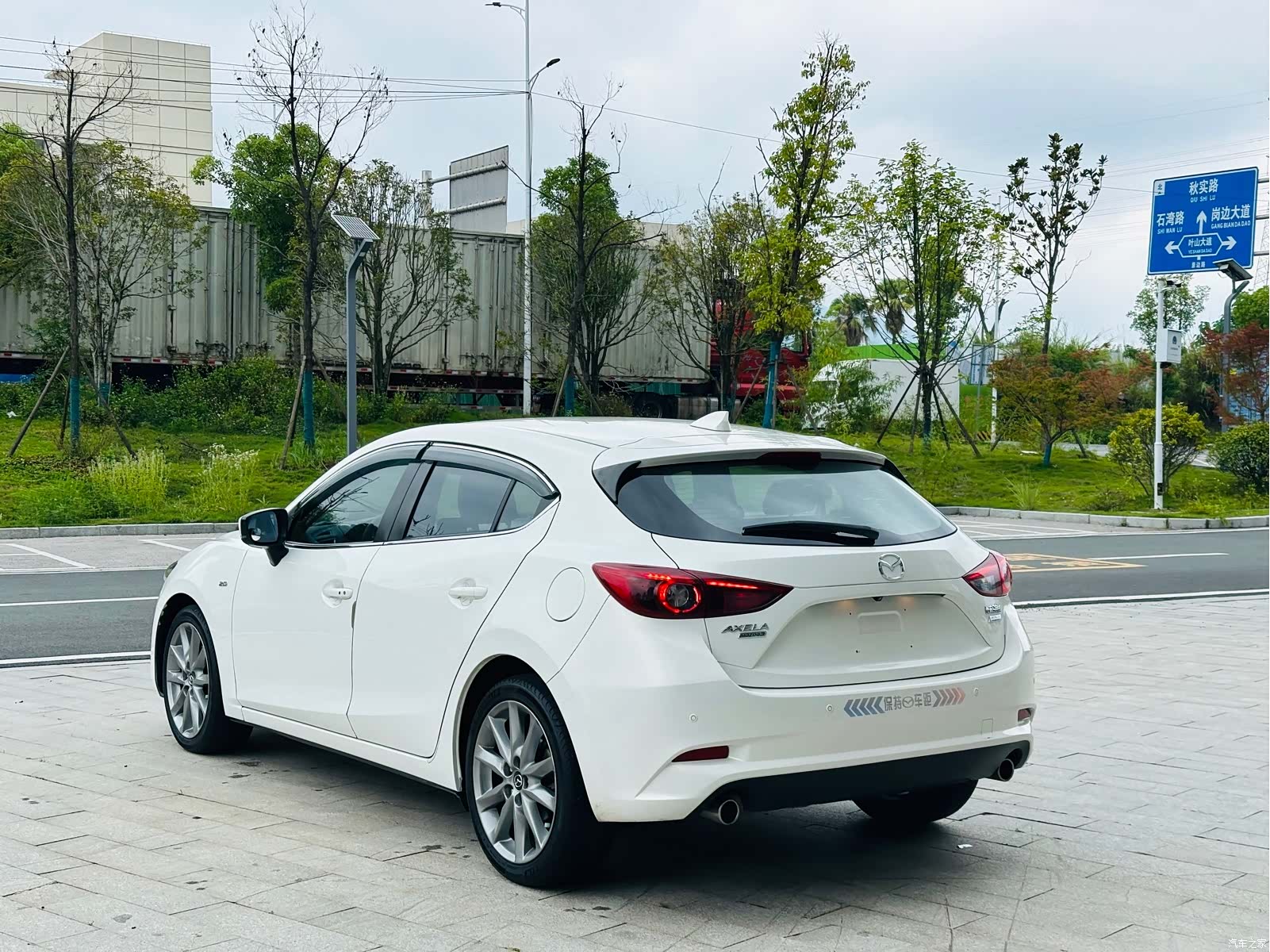 Mazda Mazda3, 2018 10