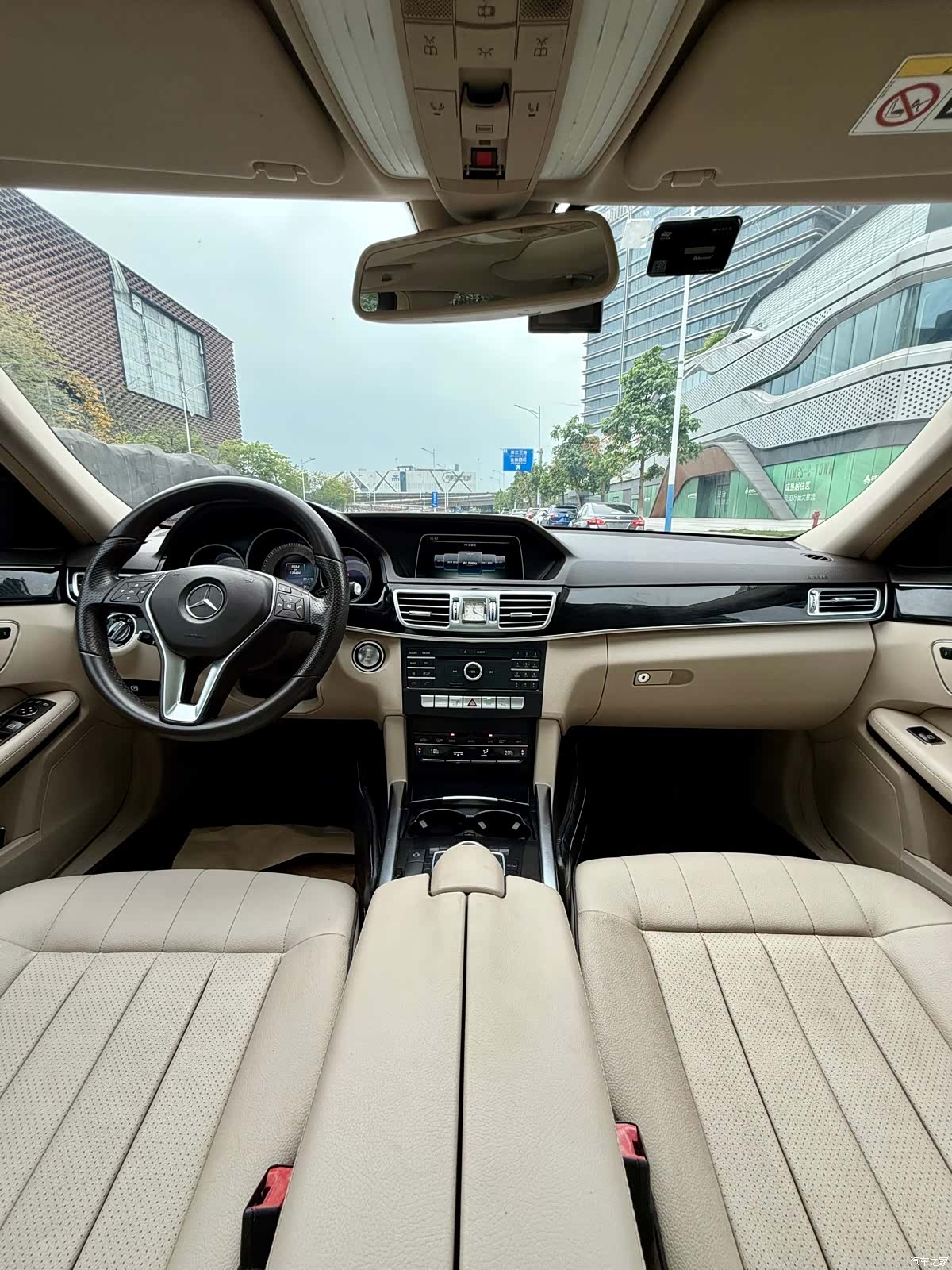 Mercedes-Benz E-Class, 2016 12