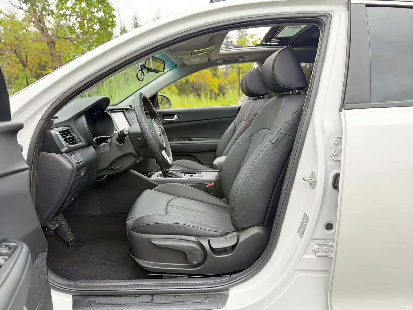 Kia K5, 2019 7