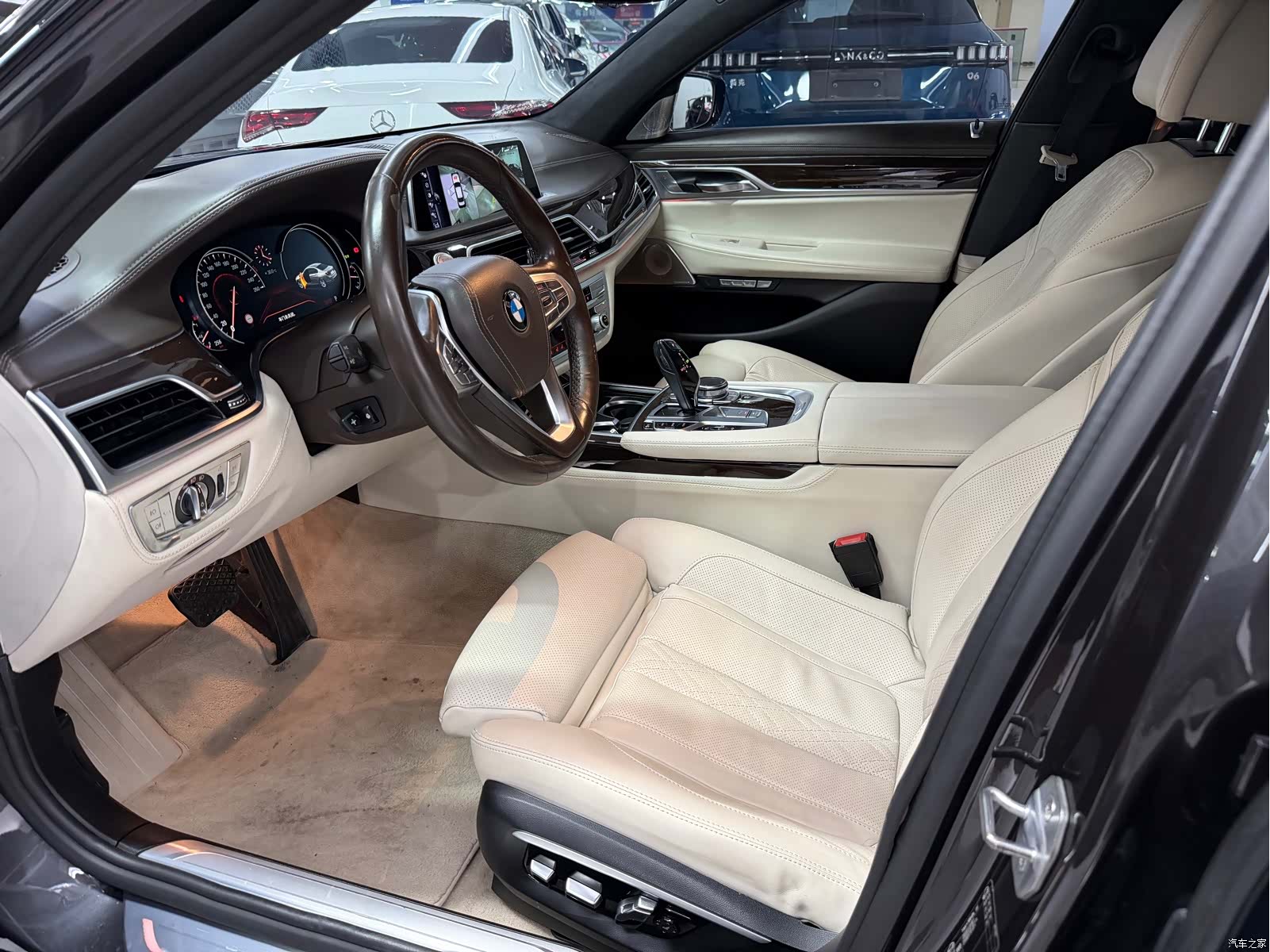 BMW 7 Series, 2017 6