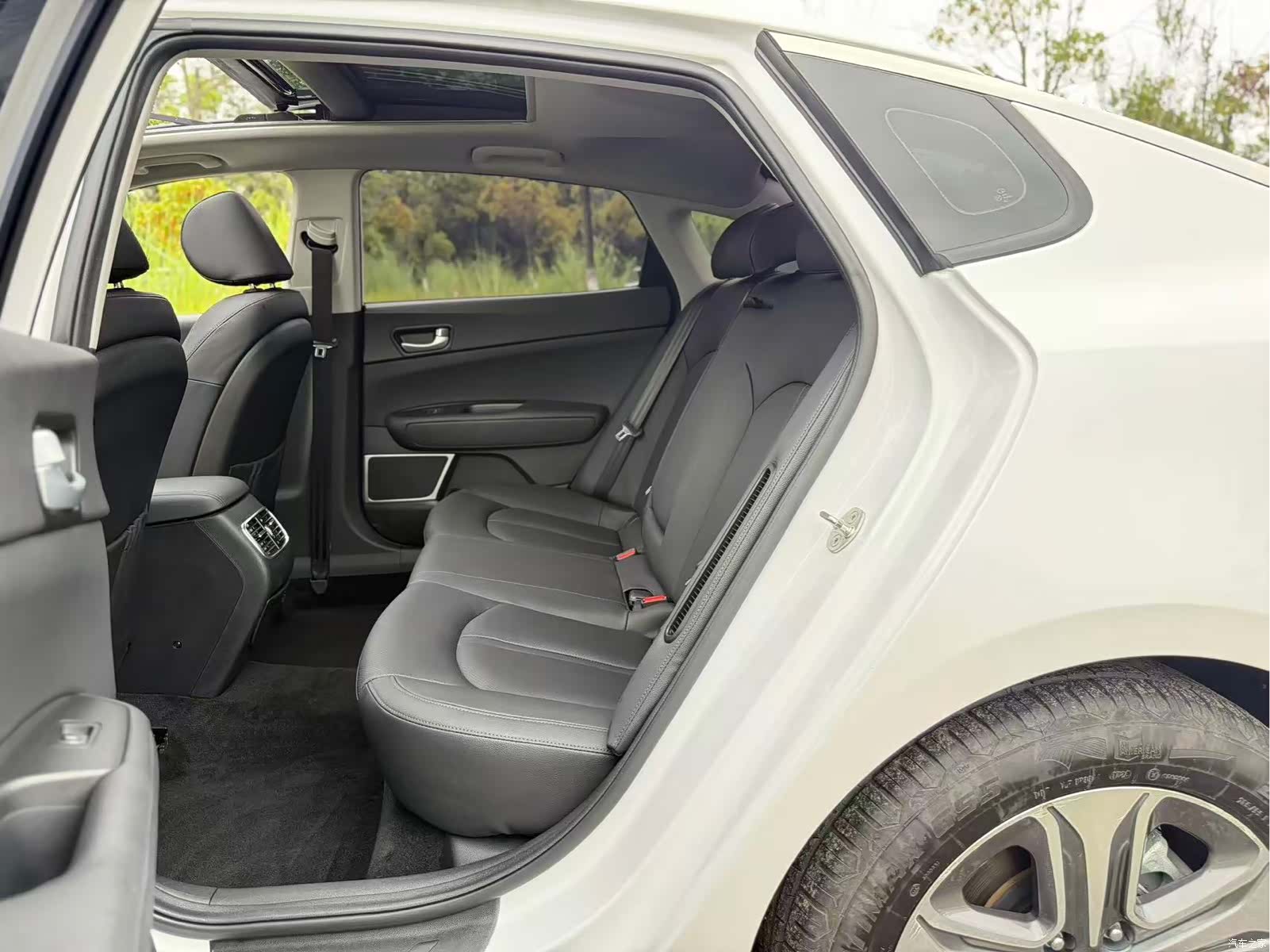 Kia K5, 2019 8