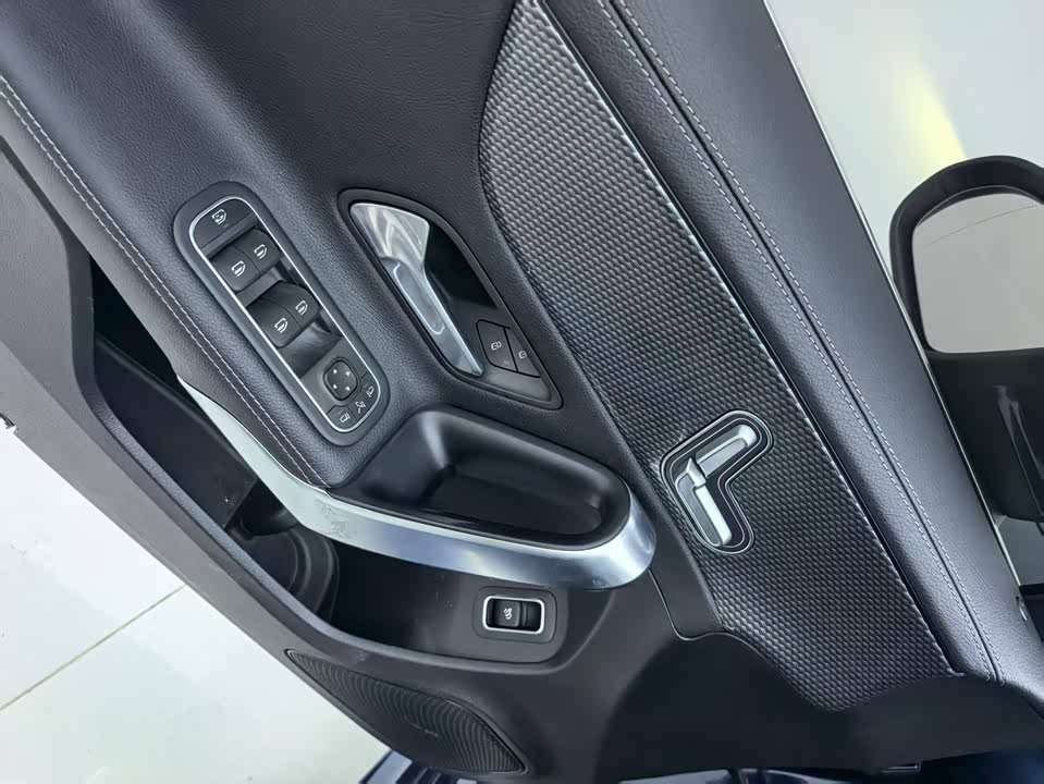 Mercedes-Benz Class A Mercedes-Benz Class A